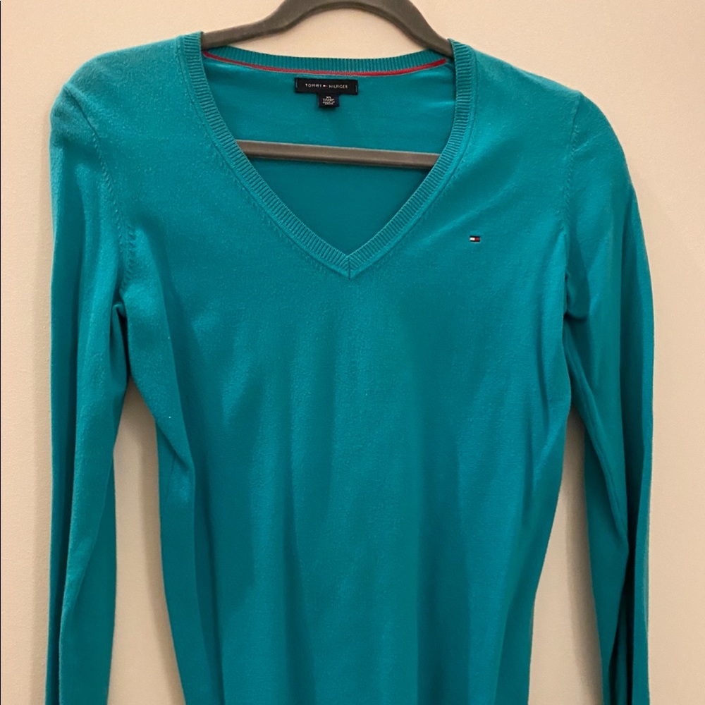 Tommy Hilfiger V neck long sleeve